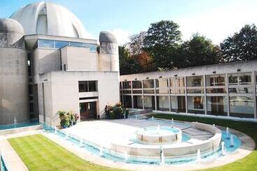 هتل Murray Edwards College