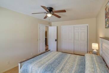 کلبه Pet Friendly Bullhead City Home ~ 2 Mi To River!