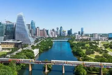 هتل آپارتمان Placemakr Downtown Austin