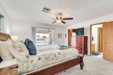 بيت ريفى Lake Havasu City Home W/ Patios & Saltwater Pool!