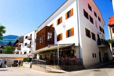 Hotel Garni Zum Hirschen