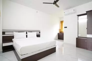 Hotel Moonlit Royal Grand Suite