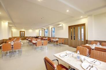 호텔 Shravasti Buddha Residency