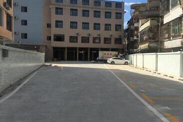 Lavande Hotel Zhaoqing Guangning Nandong Road