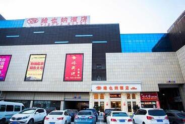 Vienna Hotel Anhui Fuyang Linquan General Passenger Station