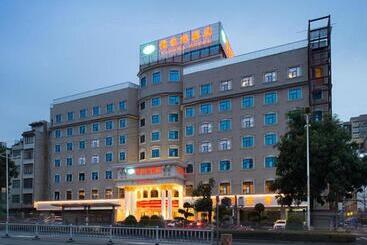 Vienna Hotel Guangxi Beiliu Passenger Station