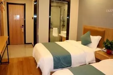 Shell Hotel Bozhou Lixin County Passenger Center