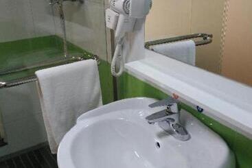 Hotel 7 Days Inn Chongqing Bishan Yingjia Tianxia Commercial Pedestrian Street