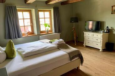 Landhotel Ruhepol   Garni