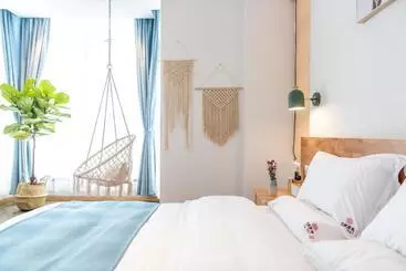 Hotel Shang Shan Ruo Shui 大理上山若水客栈