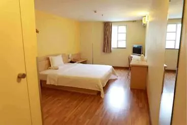 Hotel 7days Inn Dongguan Honghuating Branch