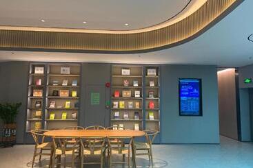 Ji Hotel Shenzhen Convention Center