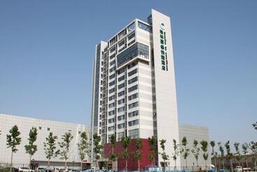 هتل Greentree Inn Tianjin Jinnan Shuanglin Metro Station Express