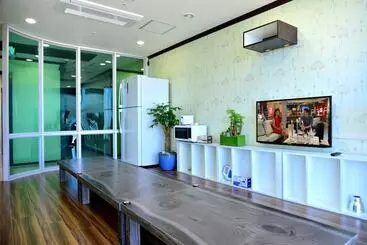 Retkeilymaja Seom Guesthouse