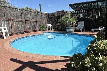 پانسیون The Solomon Guest House