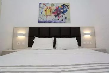 ツーリストアパートメント Villa Repas