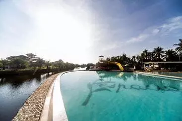 Hotelli Espacio Verde Resort