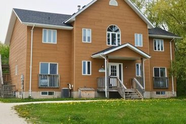 Landhus Summit Ridge 1