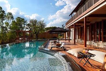 בית מלון כפרי Boribot Pool Resort