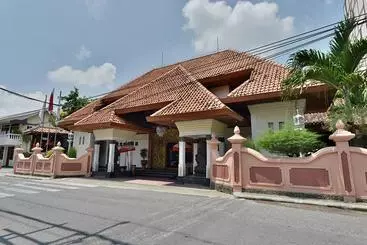 ホテル Zen Rooms Jogja Cendrawasih