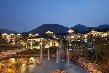 Hotel Yangming Springs And Spa Resort