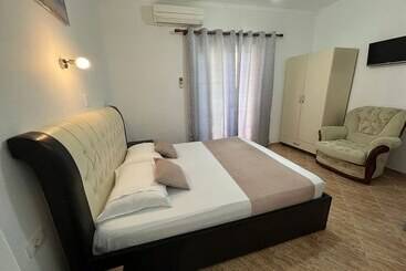 شقة فندقية Golden Villa