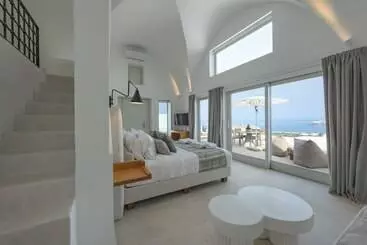 Hotelli Omna Caldera Suites