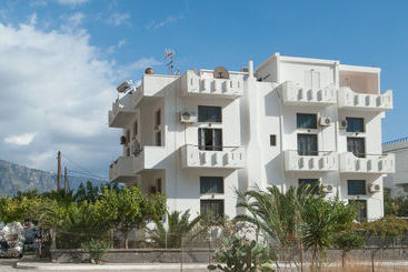 Aparthotel Artemis Studios