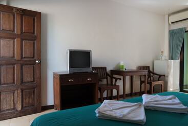 בית מלון כפרי New Nikom Court