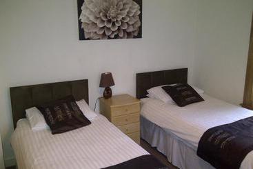 هتل The Northfield House