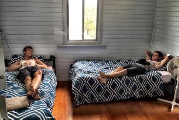 Retkeilymaja Emu's Beach Resort