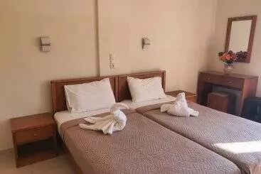 Evita Studios & Apartments