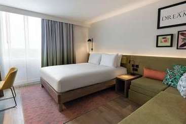 ホテル Hampton By Hilton Nuneaton