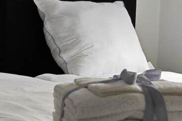 בית מלון כפרי Jakz