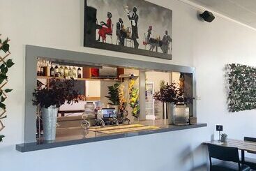 Mount Elephant Hotel Motel