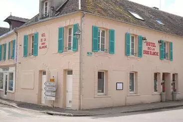 ホテル De La Croix Blanche