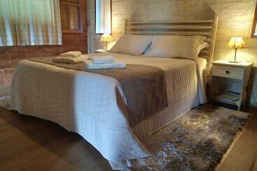 호텔 Pousada Candeias Ltda