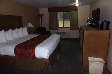 Motell Cowlitz River Lodge