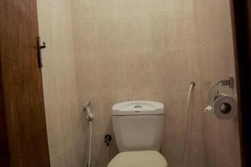 مبيت وإفطار The Family Farm