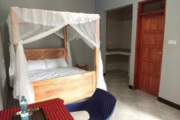 Nocleg ze śniadaniem Meuly Family Lodge