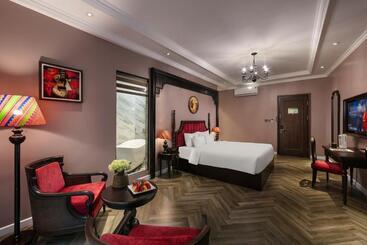 Acoustic Premium Hotel & Spa