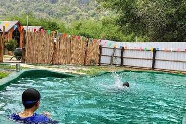 مبيت وإفطار Cool Pool Bungalow