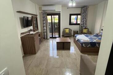 Aparthotel Grand Hills Village