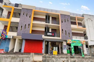 Hotel O Golden Stay Inn