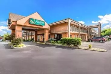 Hotelli Quality Inn Downtown