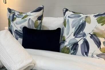 Pension Accommodation Bedfordview   Hethersett Guesthouse