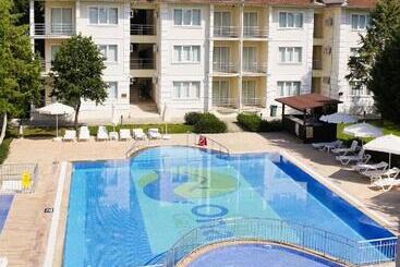 Appart'hotel Club Deep Blue Tatil Köyü