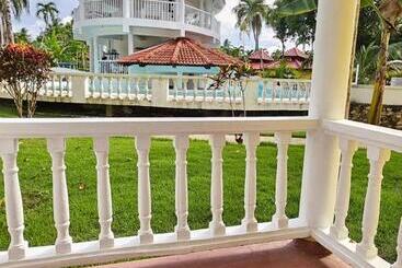 Hotel Grand Village & Kite Club