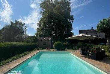 ベッドアンドブレックファースト Maison De Vacances Le Vivier