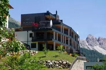 Apartments Aois 4 Elements Suits